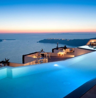 Fancy a swim? 10 amazing pools that will seduce you
