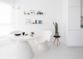 Tel Aviv Small Apartment In An All-White Colour Palette